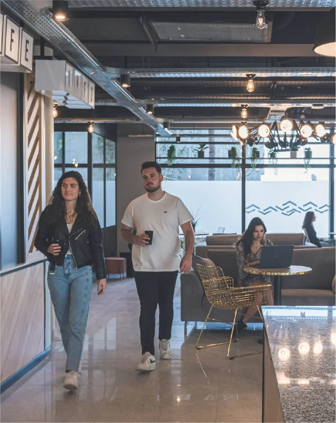 Whoo Bacalan Bordeaux Portrait body image - 1076x1352-50 (1)