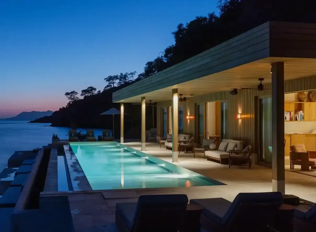 Relais & Châteaux soft brand image tile.webp